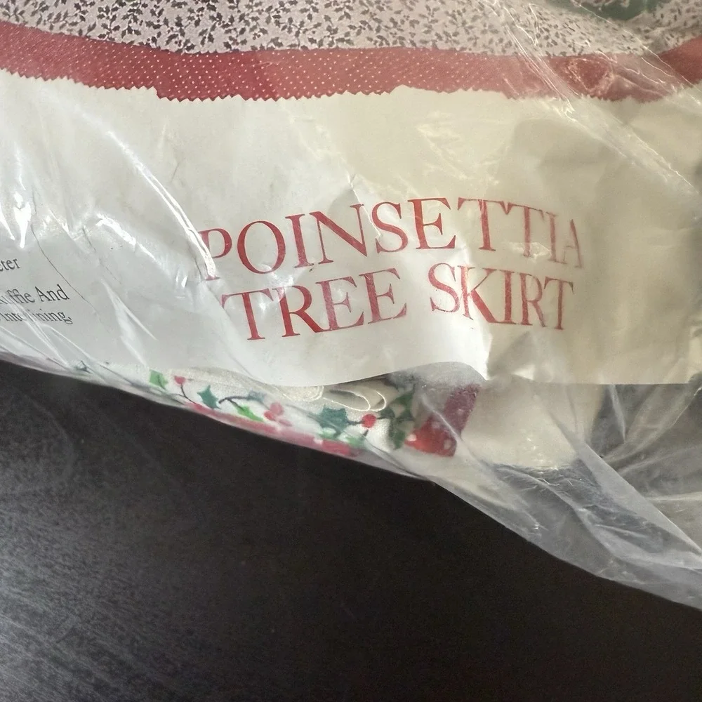 Vintage Gingham Goose‎ Poinsettia Patchwork Tree Skirt New 1980 Handmade Craft